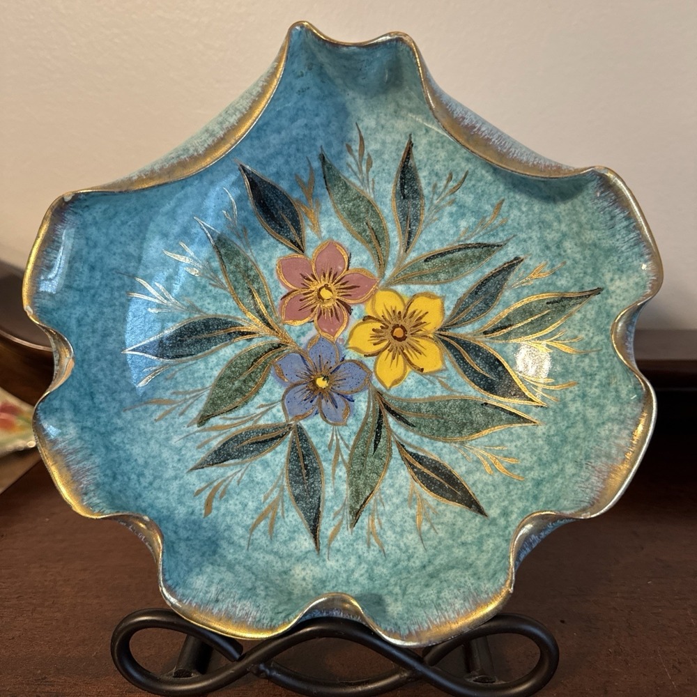 8.5" #5482 Vintage Scalloped Hand Painted Italian Pottery Floral Candy Dish Bowl